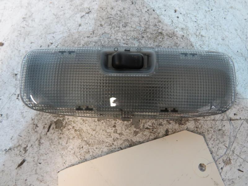 Eclairage de plafonnier FORD FOCUS 2 PHASE 1 BREAK Diesel - 1