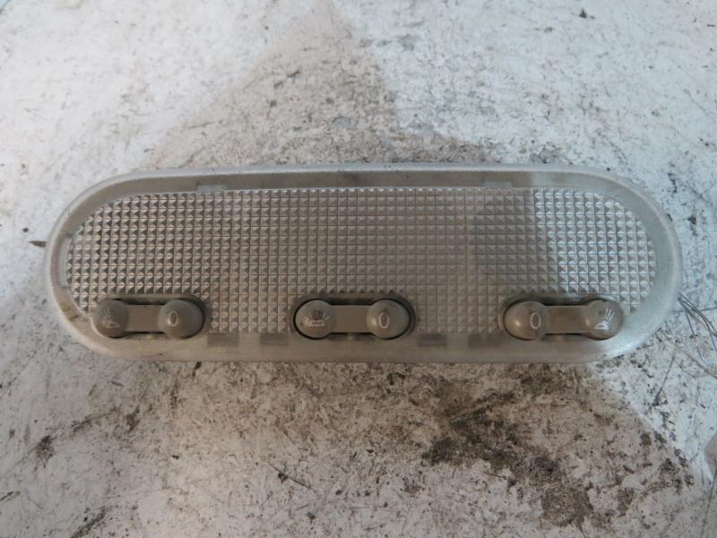 Eclairage de plafonnier RENAULT MEGANE 2 PHASE 1 Diesel - 1