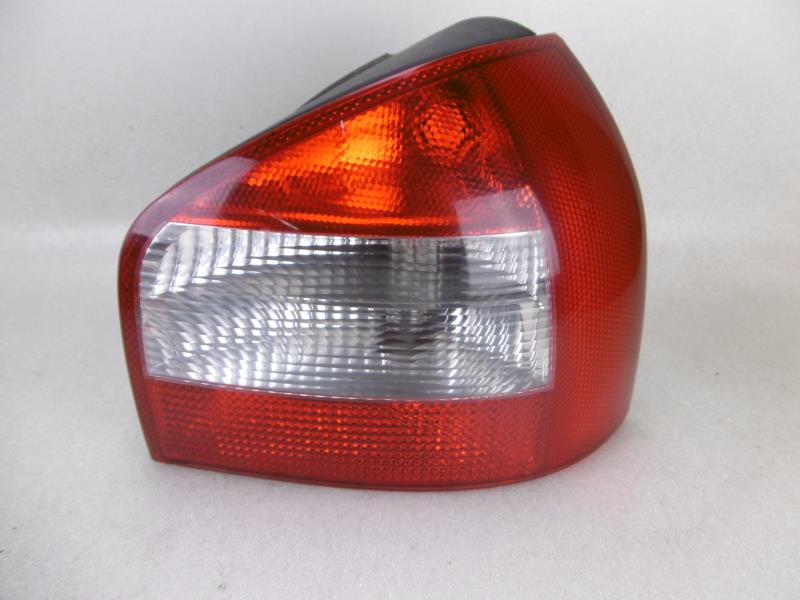 Fanale posteriore principale destro (luci) AUDI A3 1  - 1