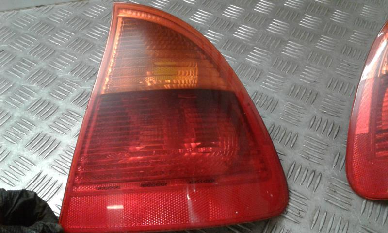 Feu arriere secondaire droit (feux) BMW SERIE 3 E46 TOURING PHASE 1 BREAK Diesel - 1