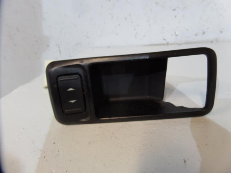 Interruttore lavacristalli anteriore destro FORD C-MAX 1 PHASE 1 Diésel - 1