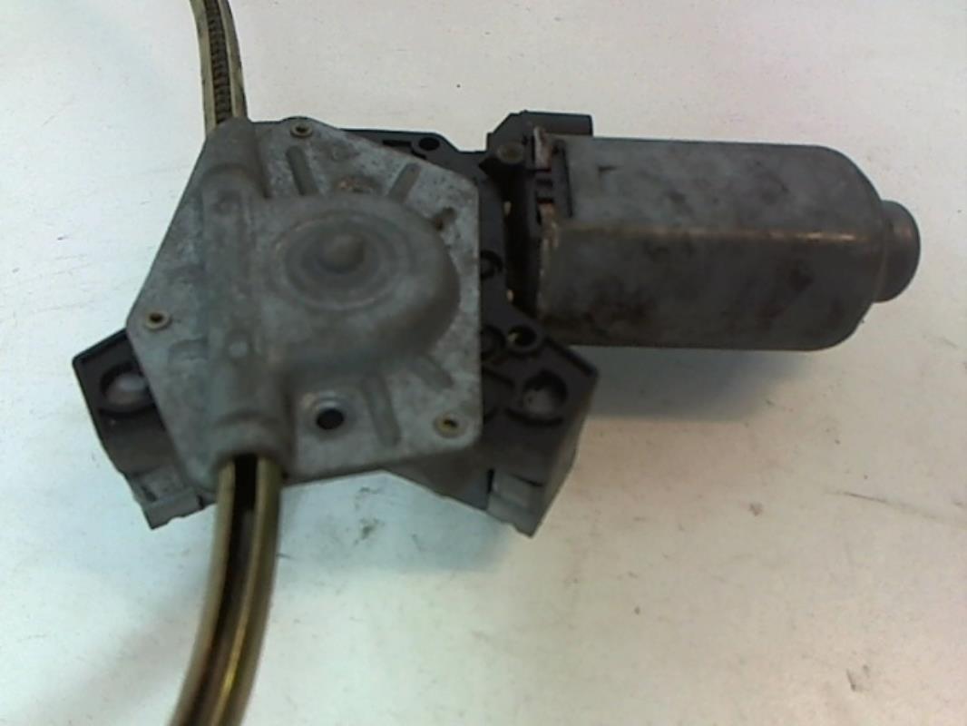 Image Leve vitre electrique avant gauche - RENAULT CLIO 1