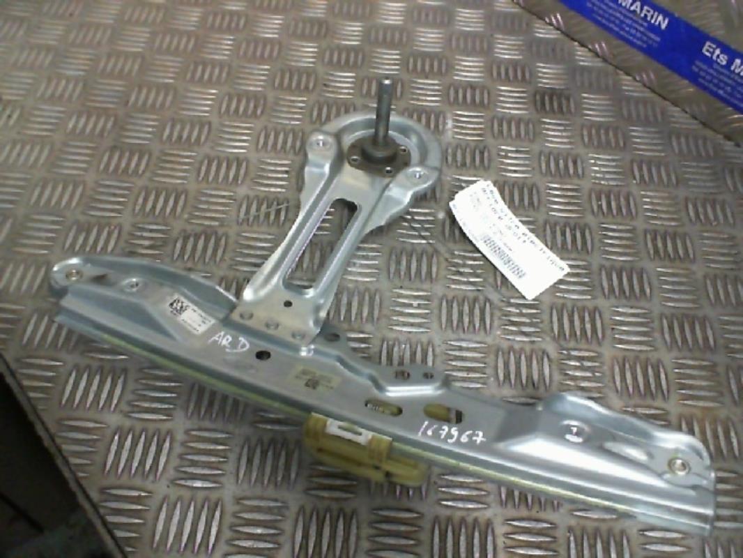 Alzacristalli manuale posteriore destro FORD FOCUS 3 PHASE 1 Diésel - 1