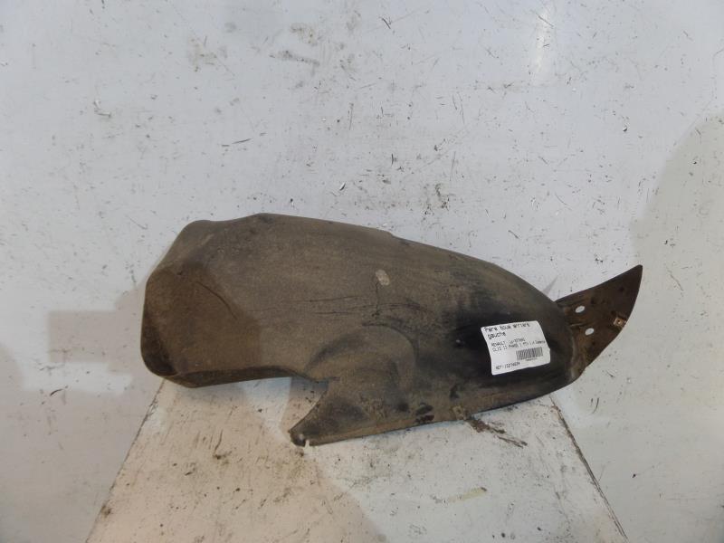 Pare boue arriere gauche RENAULT CLIO 2 PHASE 1 Essence - 1