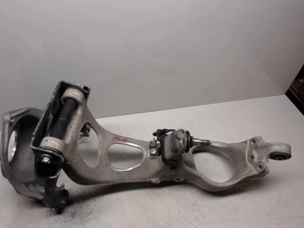 Pivot de moyeu avant droit AUDI A6 2 PHASE 1 Diesel - 1
