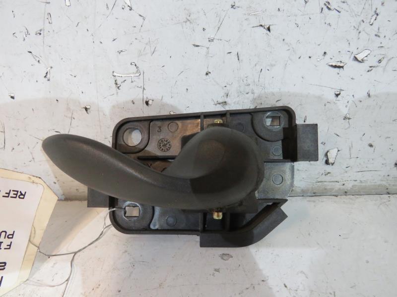 Maniglia interna posteriore destra FIAT PUNTO 2 PHASE 2 Diésel - 1