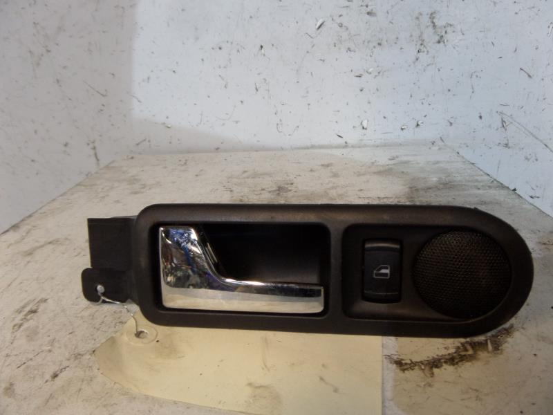 Maniglia interna posteriore sinistra VOLKSWAGEN GOLF 4 Diésel - 1