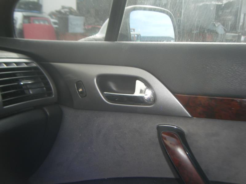 Maniglia interna anteriore destra PEUGEOT 407 PHASE 1 BREAK Diésel - 1