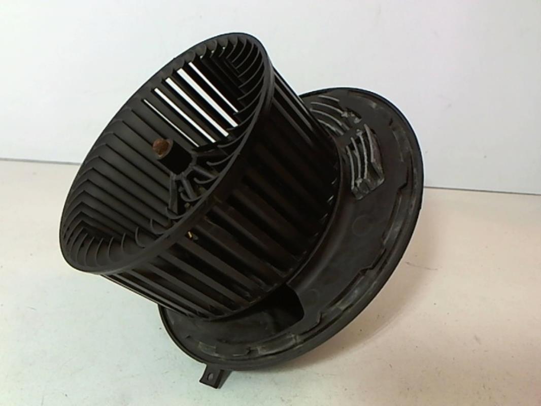 Pulseur d'air BMW SERIE 1 E81 Diesel - 1