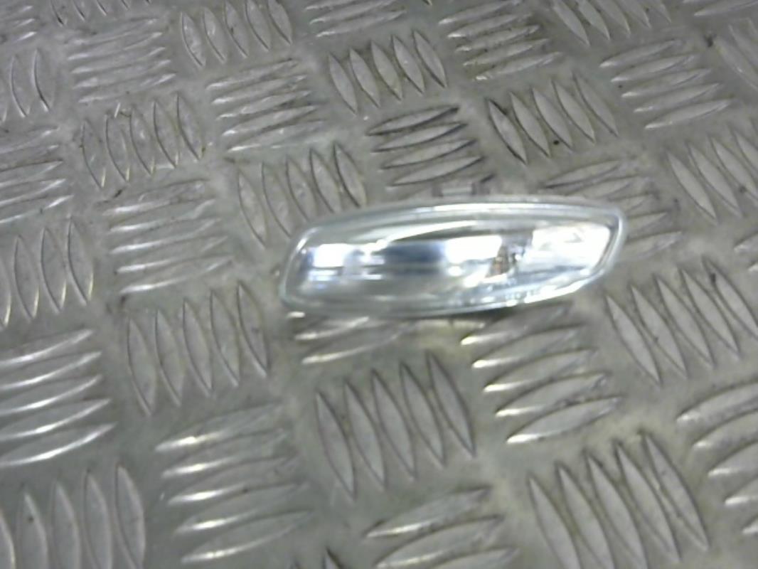 Ripetitore lampeggiante anteriore sinistro (Luci) PEUGEOT 3008 1 PHASE 1 Diésel - 1