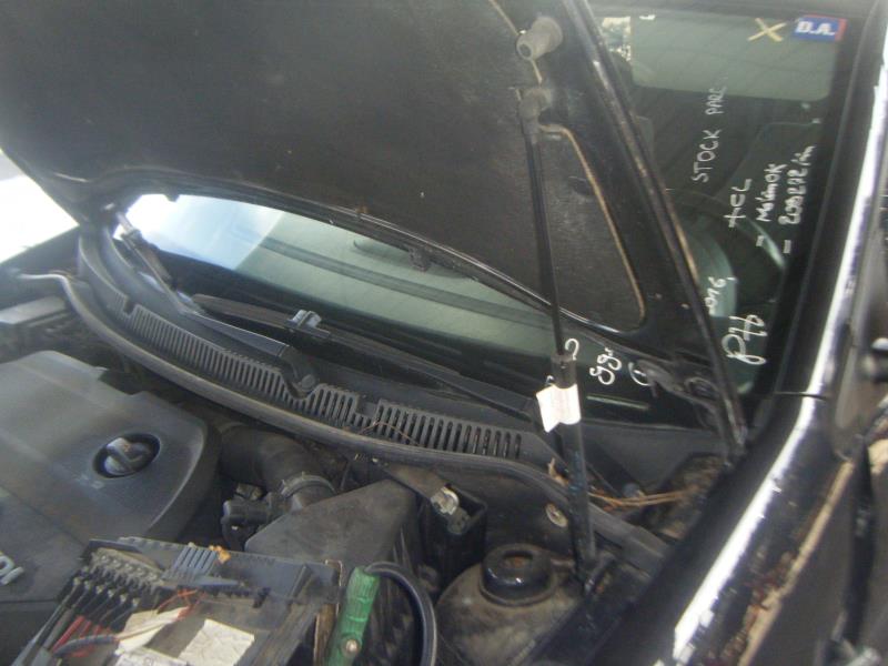 Verin de capot VOLKSWAGEN POLO 4 PHASE 1 Diesel - 1
