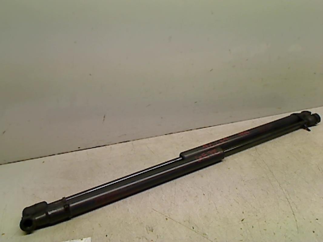 Verin de coffre HYUNDAI GETZ PHASE 1  - 1