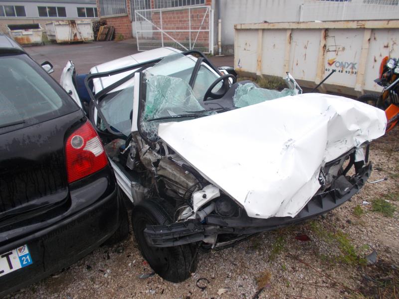Chiusura non centralizzata bagagliaio PEUGEOT 106 PHASE 2 Diésel - 1