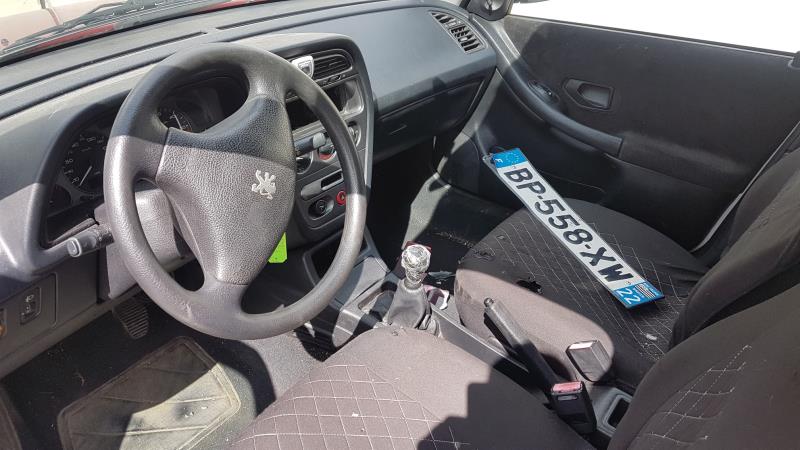 Image Feu arriere principal droit (feux) - PEUGEOT 306