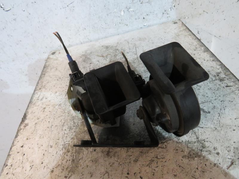 Tromba/Clacson VOLKSWAGEN PASSAT 4 PHASE 1 BREAK Diésel - 1