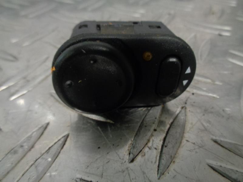 Bouton/Interrupteur OPEL VECTRA B PHASE 1 Essence - 1