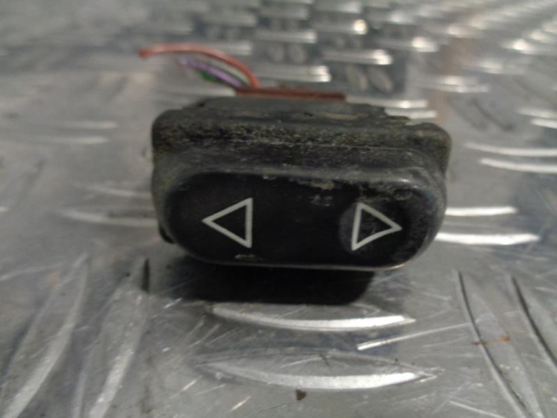 Bouton/Interrupteur PEUGEOT 106 PHASE 1 Essence - 1
