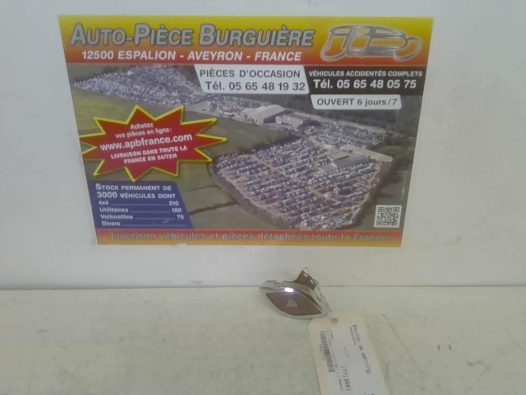 Bouton de warning CITROEN C3 2 PHASE 1 Essence - 1