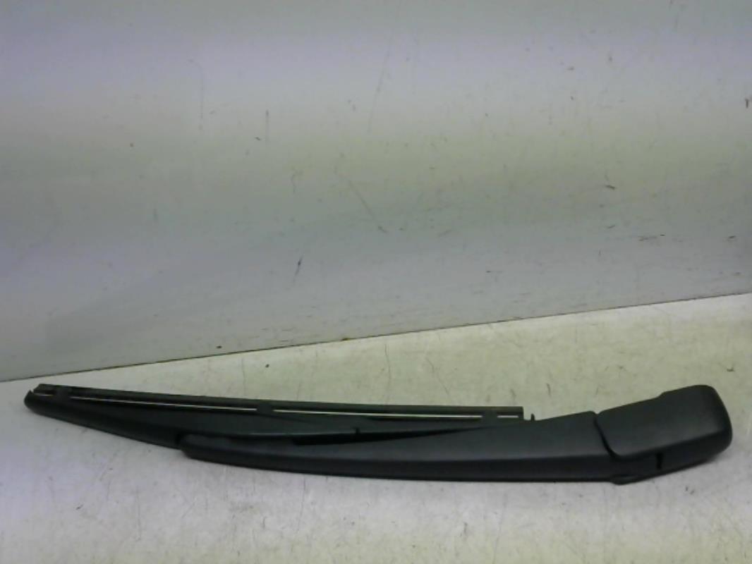 Bras essuie glace arriere SUZUKI SPLASH Essence - 1