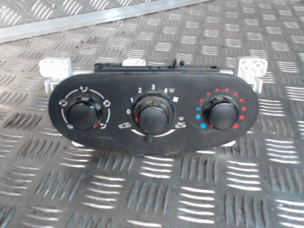 Commande chauffage DACIA DOKKER PHASE 1 Diesel - 1