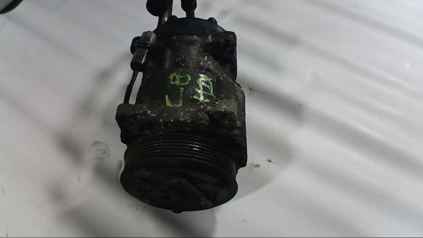 Compresseur clim CITROEN C8 Diesel - 1