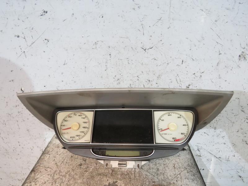 Compteur CITROEN C8 Diesel - 1