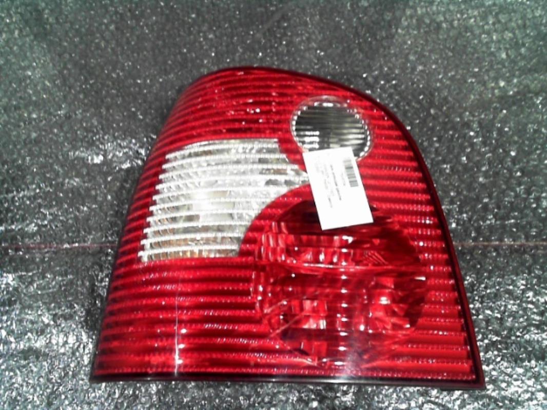 Fanale posteriore principale sinistro (luci) VOLKSWAGEN POLO 4 PHASE 1 Gasolina - 1