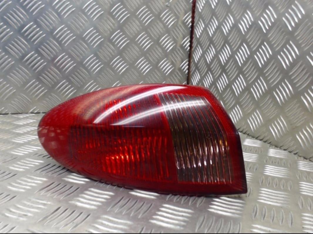Fanale posteriore principale sinistro (luci) ALFA ROMEO 147 PHASE 1 Diésel - 1