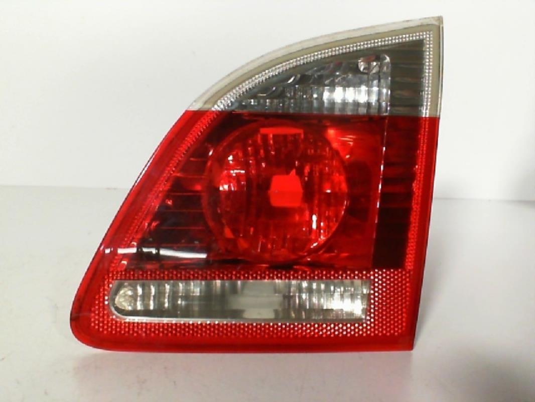 Feu arriere secondaire droit (feux) BMW SERIE 5 E61 TOURING PHASE 1 BREAK  - 1
