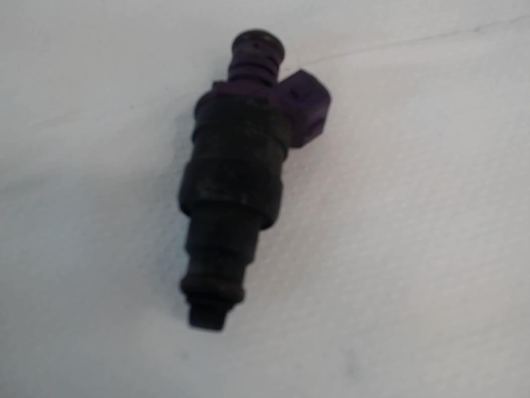 Injecteurs VOLVO V 40 1 PHASE 1 BREAK Essence - 1