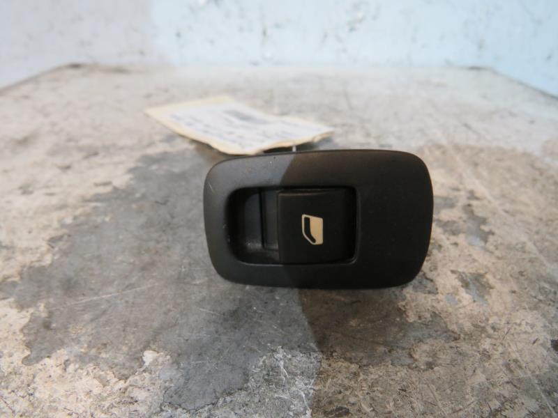 Interruttore lavacristalli posteriore destro CITROEN C4 GRAND PICASSO 1 Diésel - 1