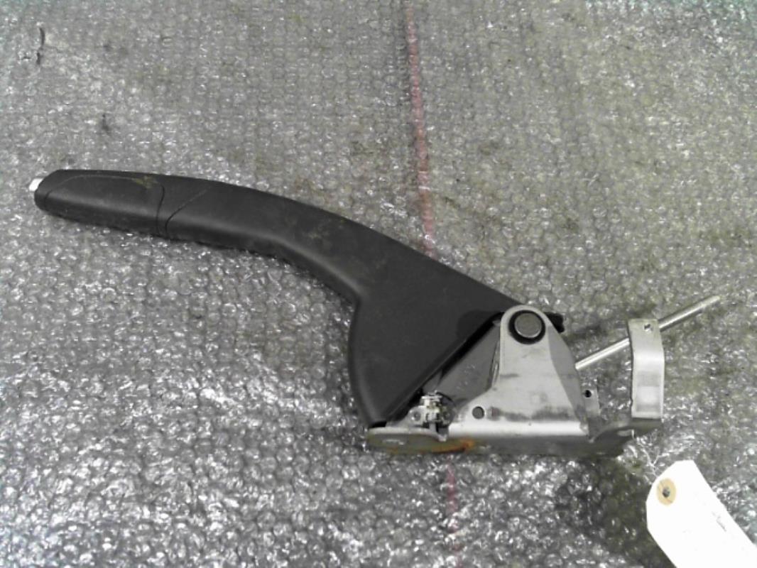 Levier frein à main RENAULT CLIO 4 PHASE 1 BREAK Diesel - 1