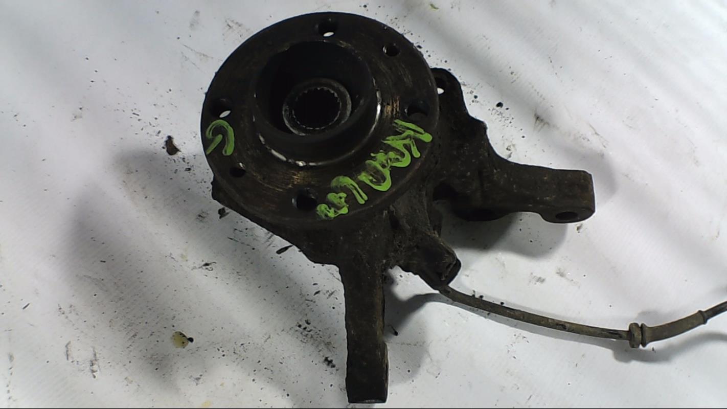 Moyeu avant gauche RENAULT KANGOO 1 PHASE 1 Diesel - 1
