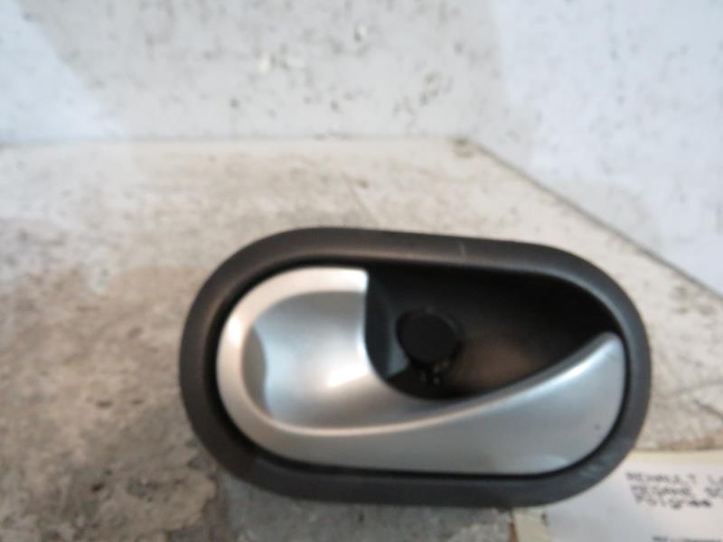 Maniglia interna posteriore sinistra RENAULT SCENIC 2 PHASE 1 Diésel - 1