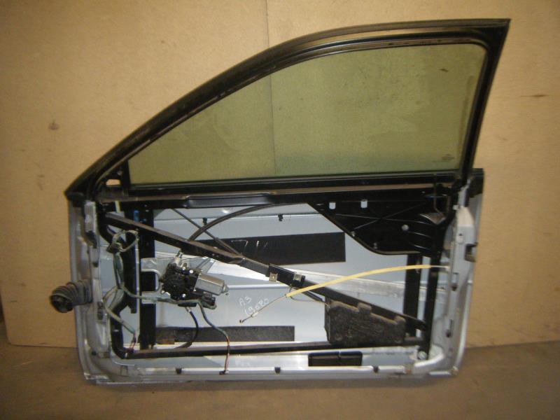 Porte avant droit AUDI A3 1 PHASE 2 Essence - 1