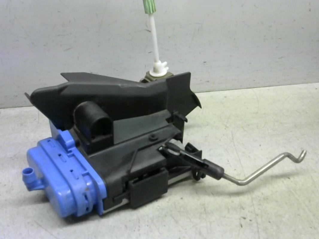 Serrure arriere droit AUDI A3 1 PHASE 2 Diesel - 1