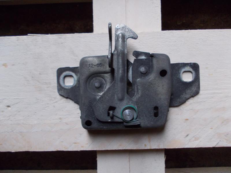 Serrure de capot RENAULT MODUS PHASE 1 Diesel - 1