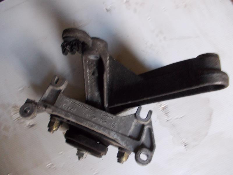 Support de boite RENAULT SCENIC 2 PHASE 1 Diesel - 1