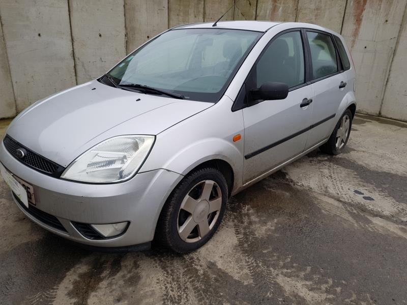 Image Feu arriere principal droit (feux) - FORD FIESTA 5