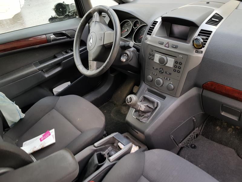 Image Porte avant droit - OPEL ZAFIRA B