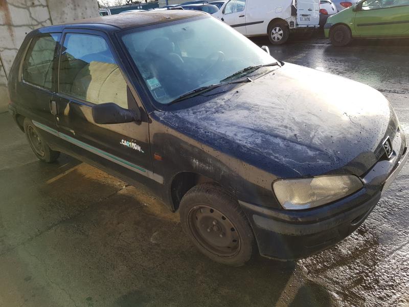 Image Feu arriere principal droit (feux) - PEUGEOT 106