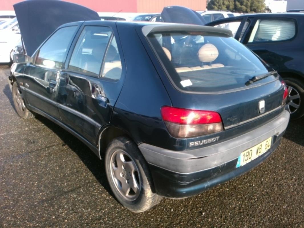 Image Echangeur air (Intercooler) - PEUGEOT 306
