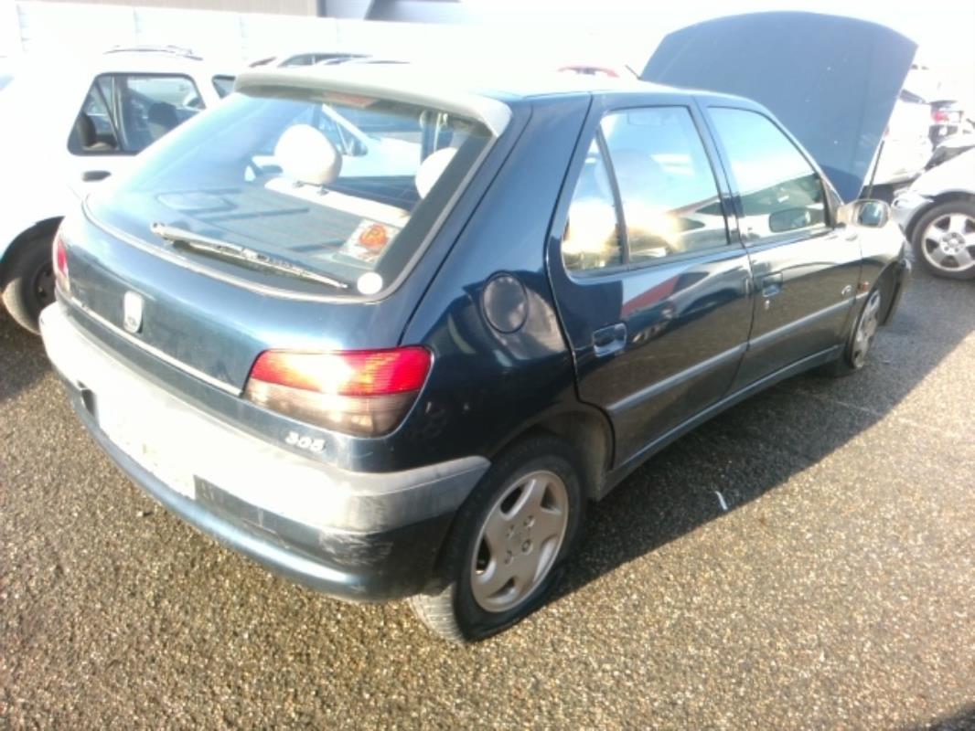 Image Echangeur air (Intercooler) - PEUGEOT 306