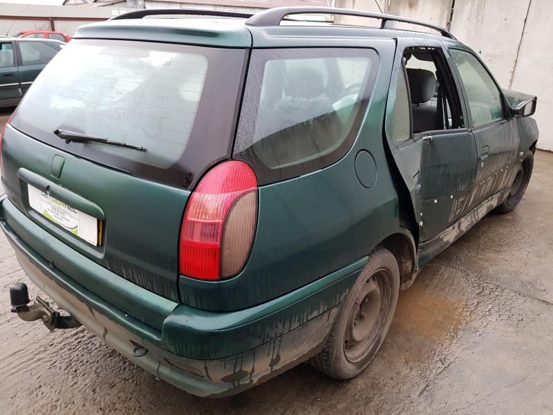 Image Feu arriere principal gauche (feux) - PEUGEOT 306