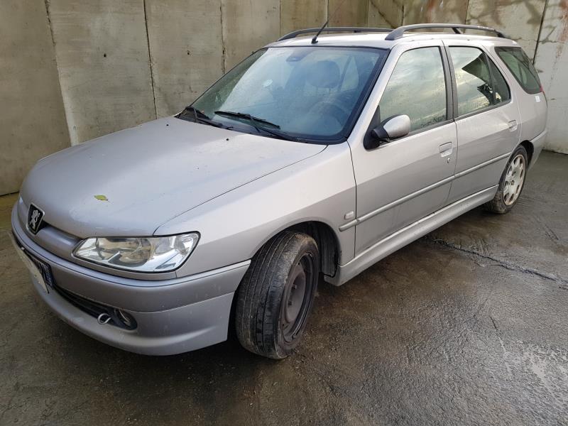 Image Feu arriere principal gauche (feux) - PEUGEOT 306