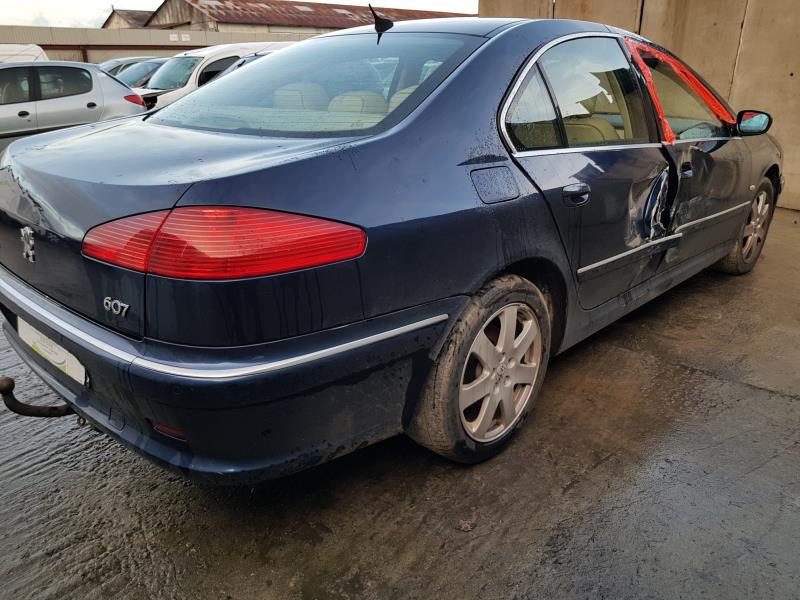 Image Feu arriere principal gauche (feux) - PEUGEOT 607