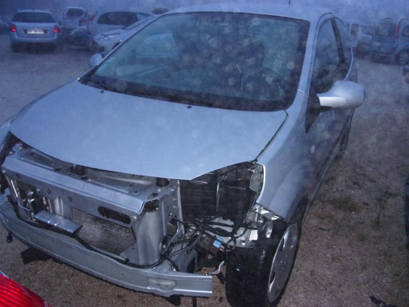 Ecran GPS RENAULT CLIO 3 PHASE 2 Diesel - 1