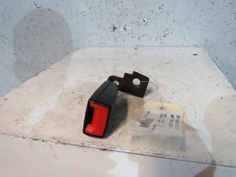 Aggancio cintura sicurezza posteriore sinistro OPEL CORSA D PHASE 1 Gasolina - 1