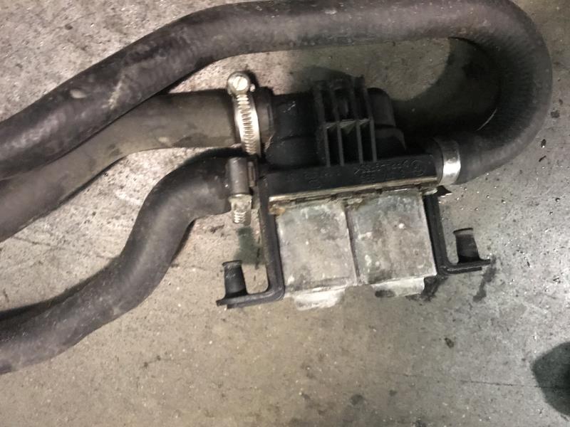 Robinet de chauffage BMW X5 E53  - 1