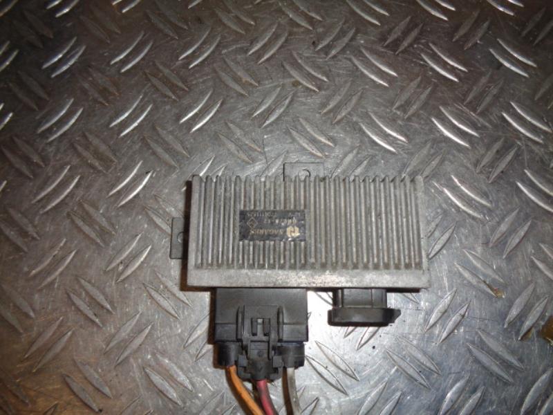 Relais de prechauffage RENAULT MEGANE 1 PHASE 1 Diesel - 1
